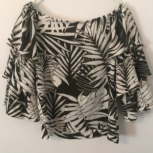 Floral Print Blouse with Frilly Sleeves